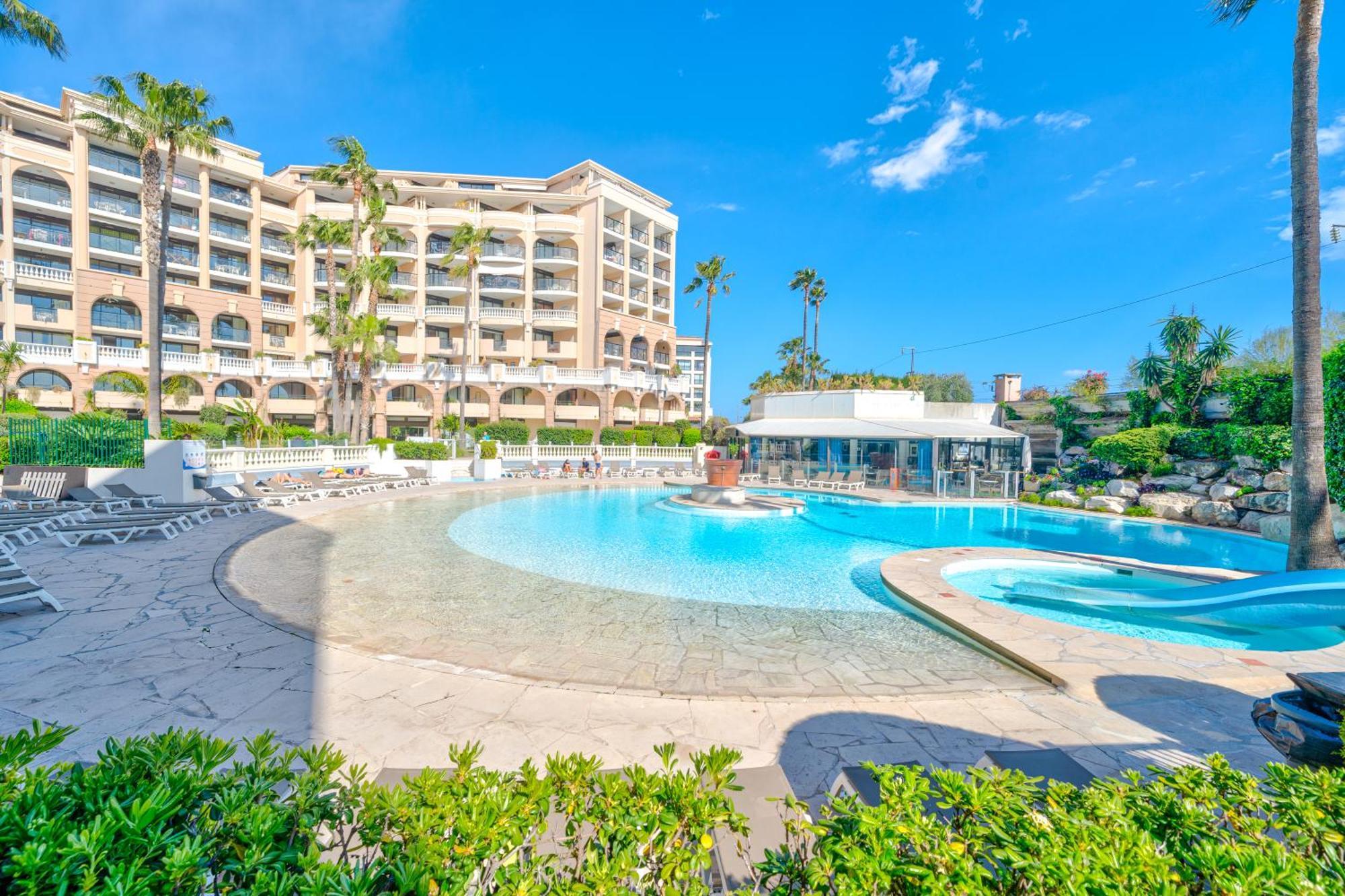 Residence La Palme D'Azur - カンヌ エクステリア 写真